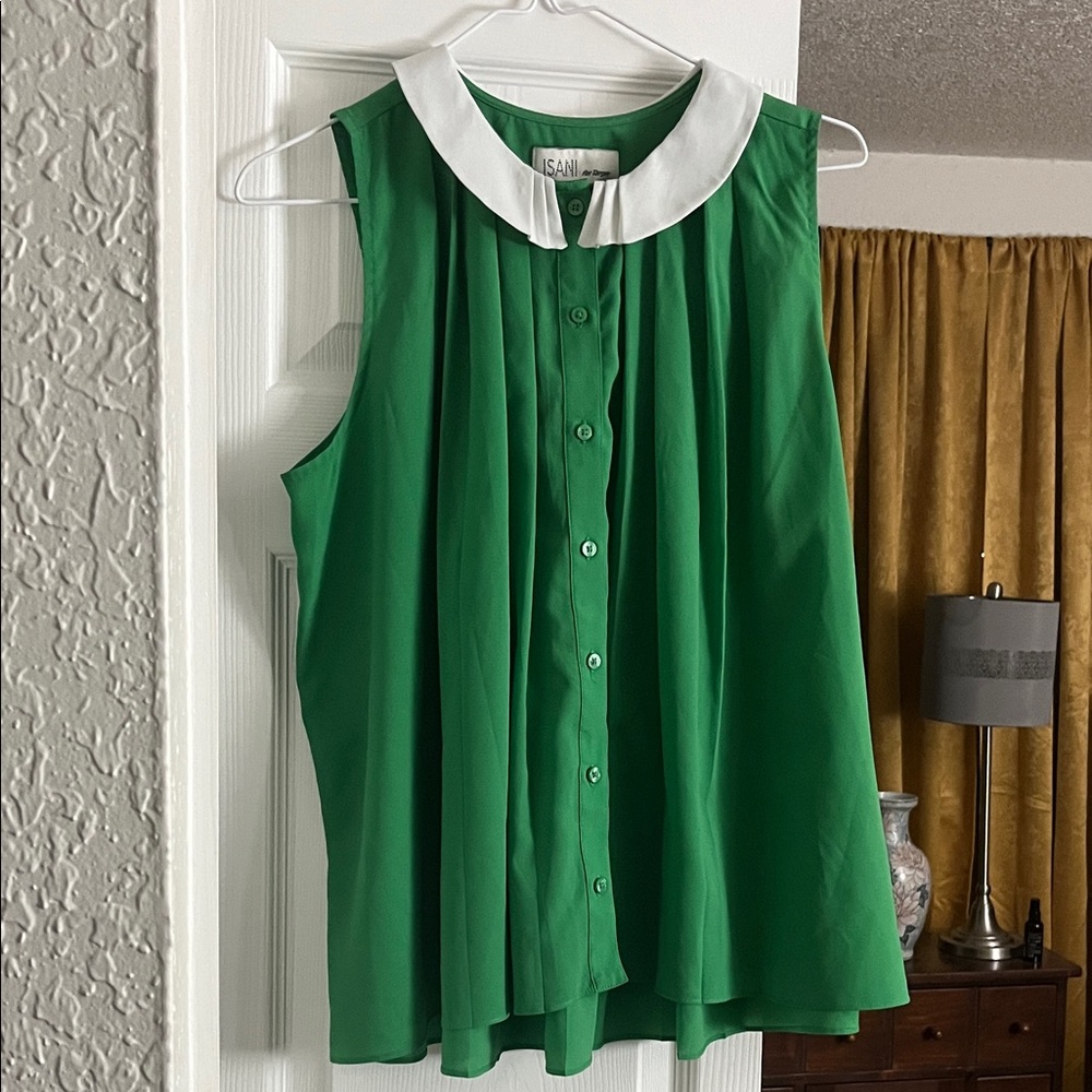 Isani for Target Green Blouse with White Layered Peter Pan Collar Size Large